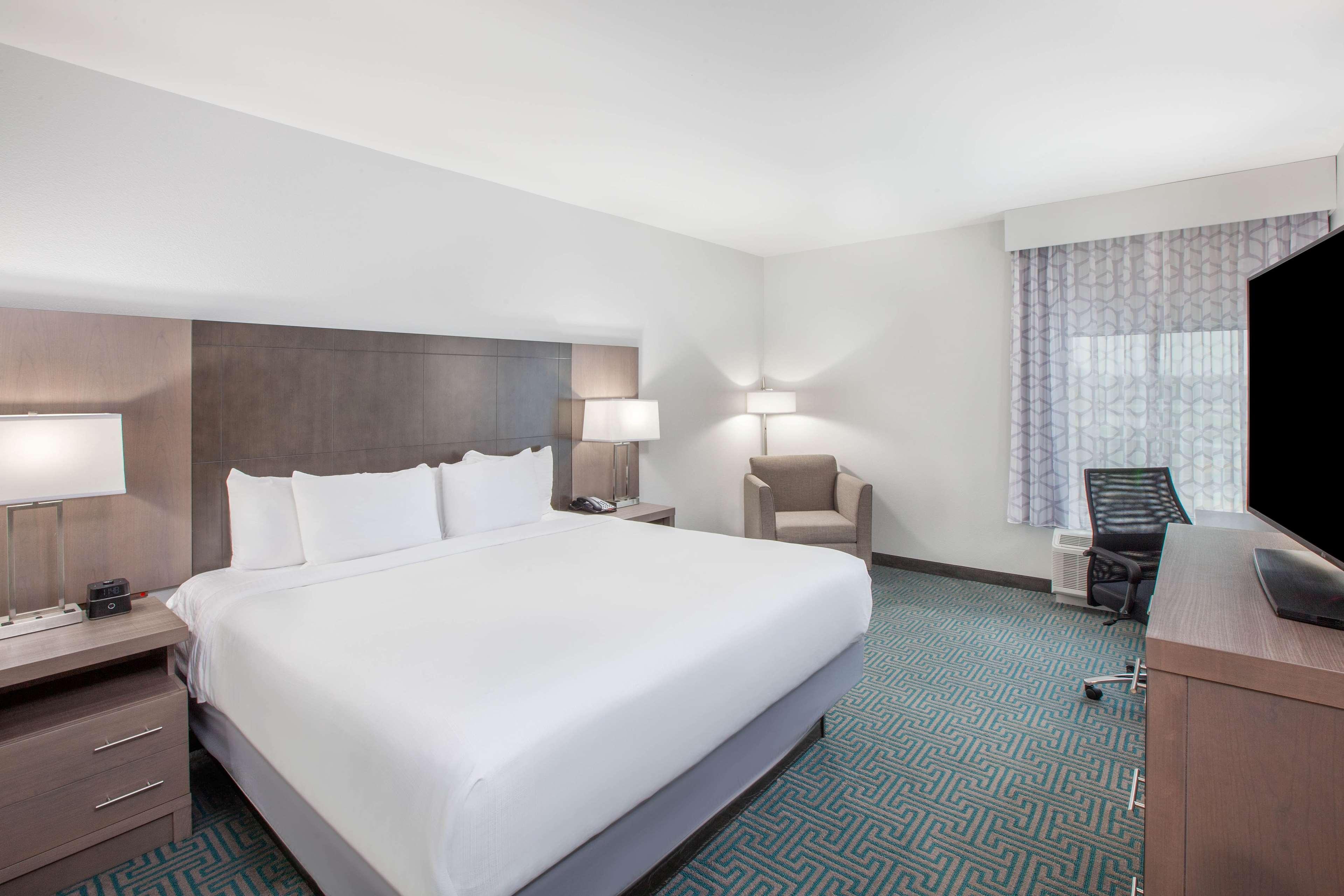 La Quinta By Wyndham Dallas Данканвиль Экстерьер фото