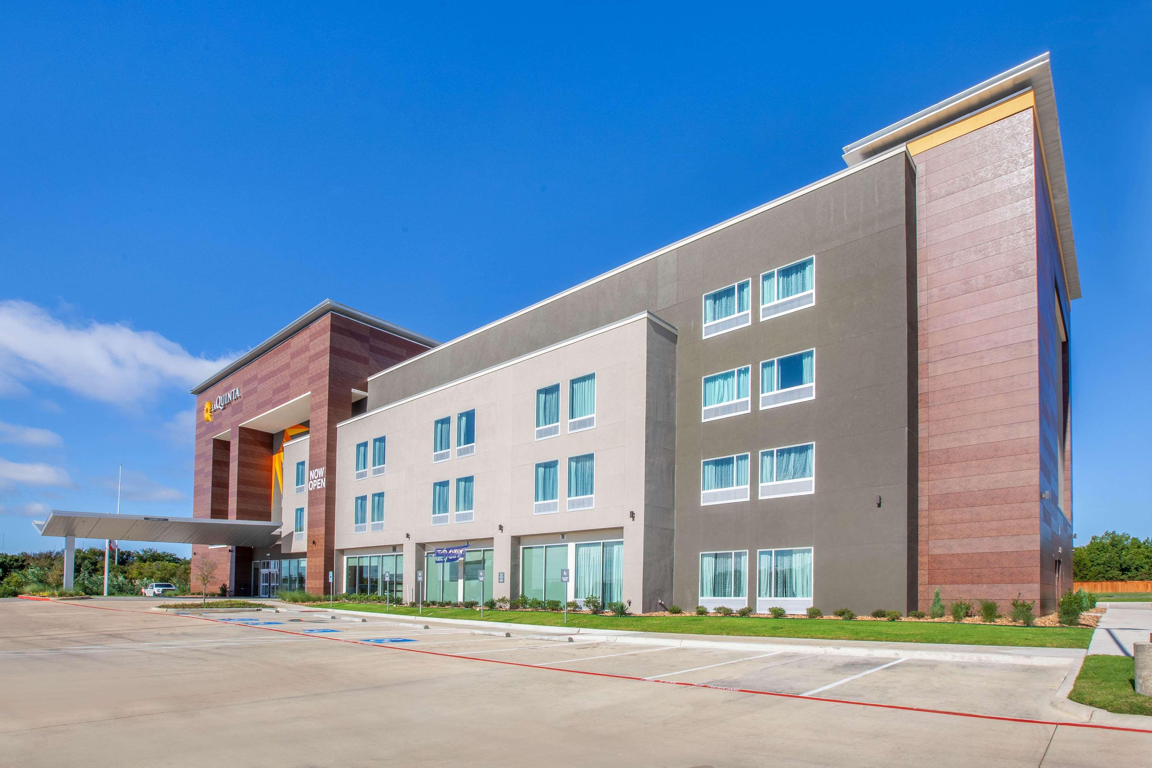 La Quinta By Wyndham Dallas Данканвиль Экстерьер фото