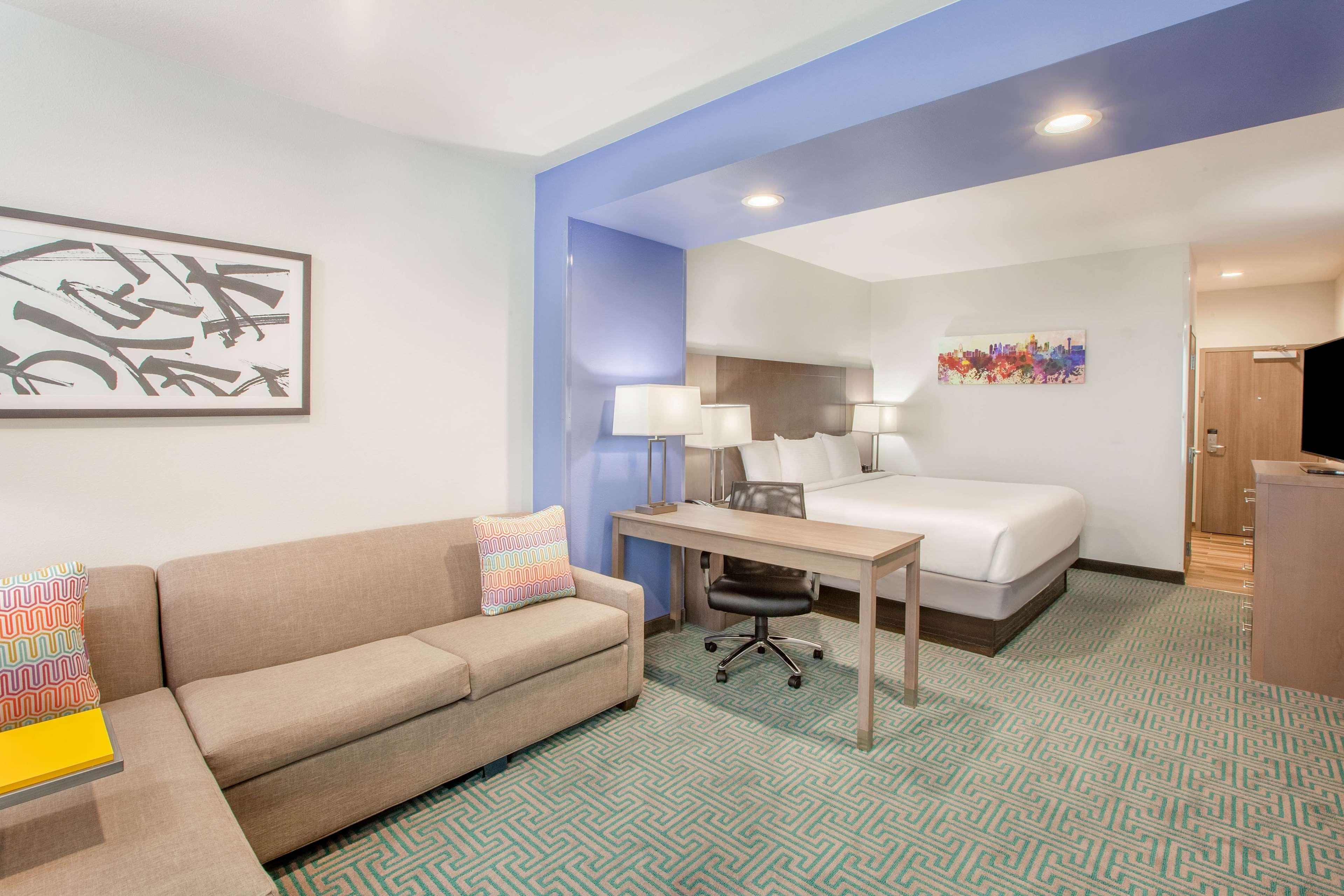 La Quinta By Wyndham Dallas Данканвиль Экстерьер фото