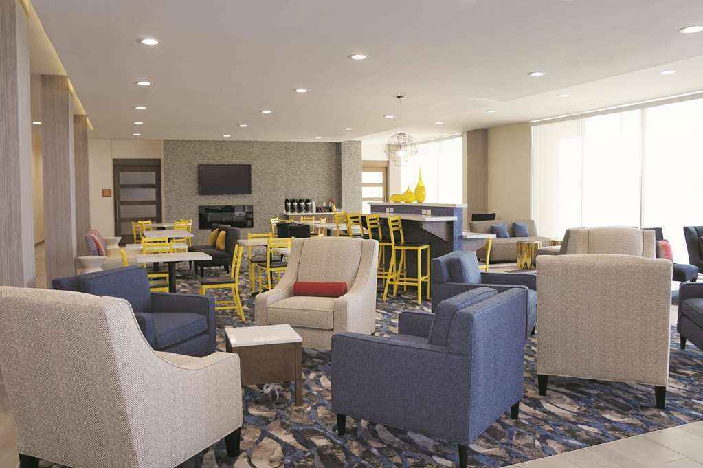 La Quinta By Wyndham Dallas Данканвиль Интерьер фото