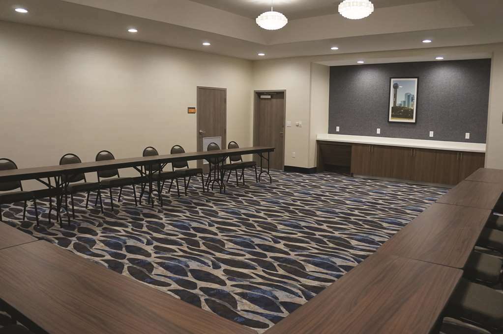 La Quinta By Wyndham Dallas Данканвиль Удобства фото