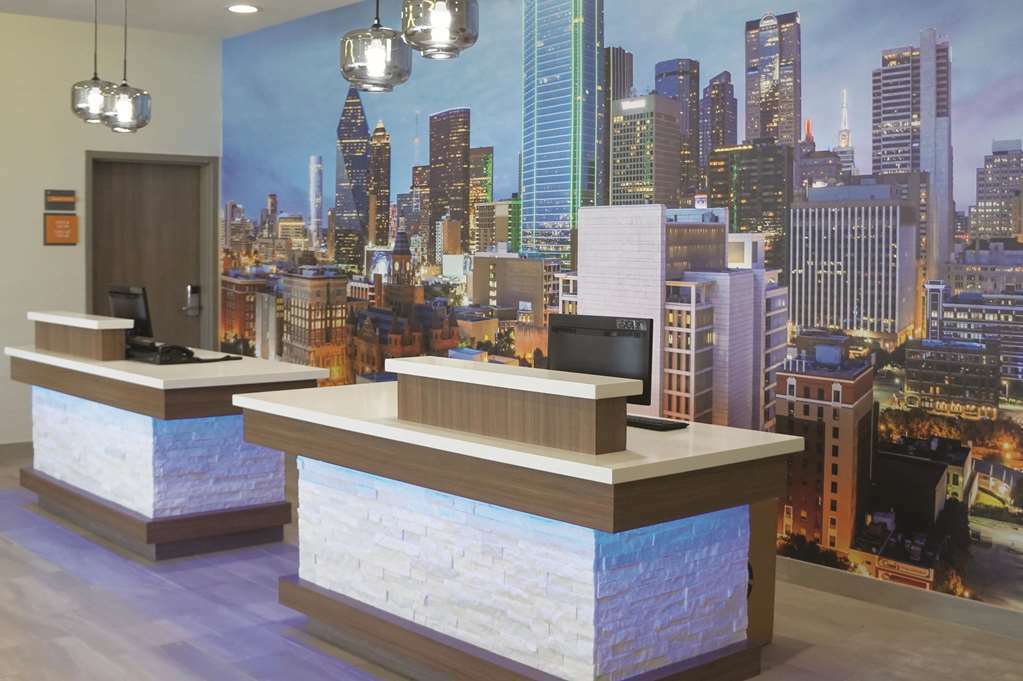 La Quinta By Wyndham Dallas Данканвиль Интерьер фото